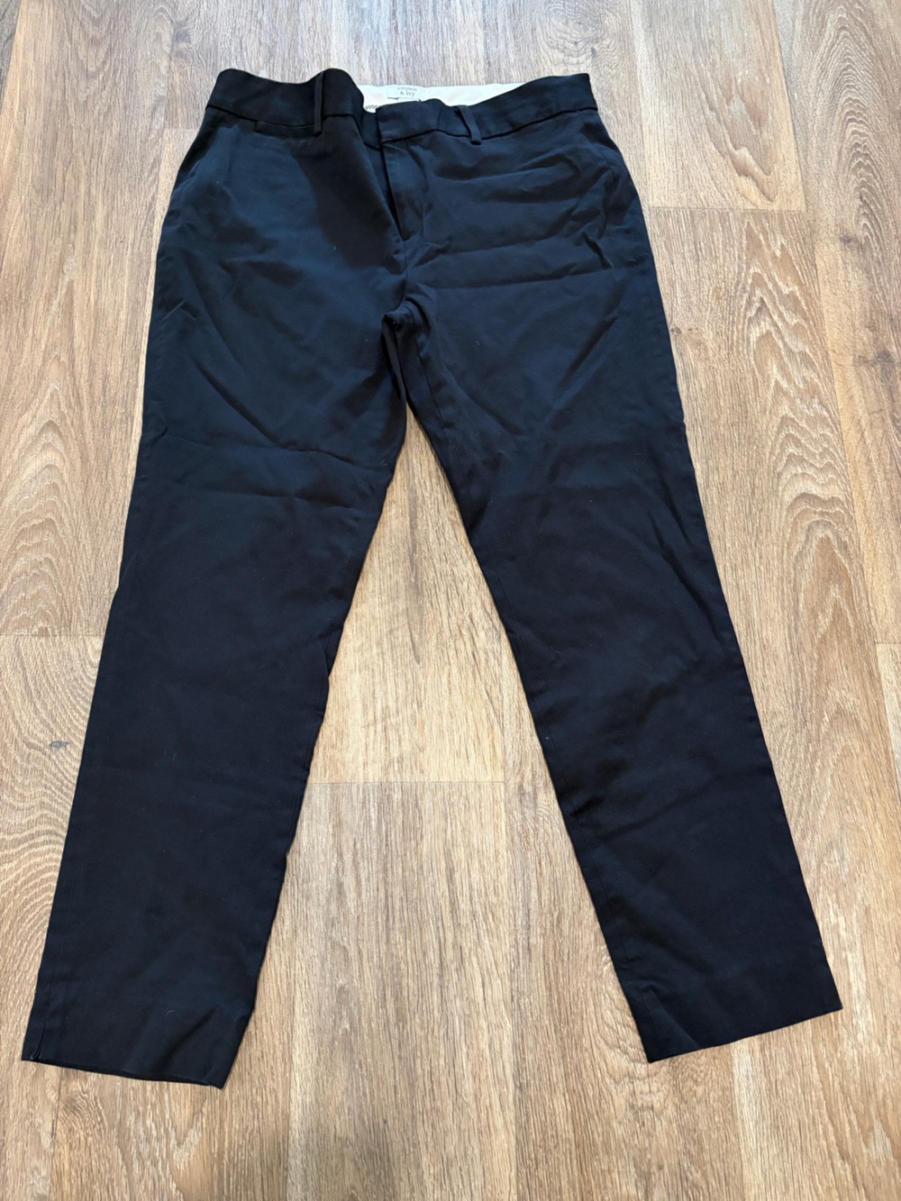 crown & ivy Black Ankle Cropped Women's Pants